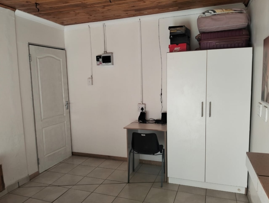 17 Bedroom Property for Sale in Universitas Free State